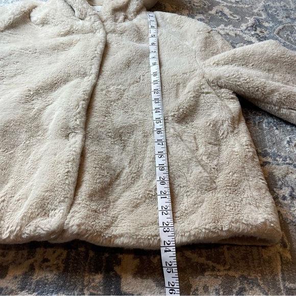 Cozy Cream Teddy Hooded Jacket - Picture 2 of 5